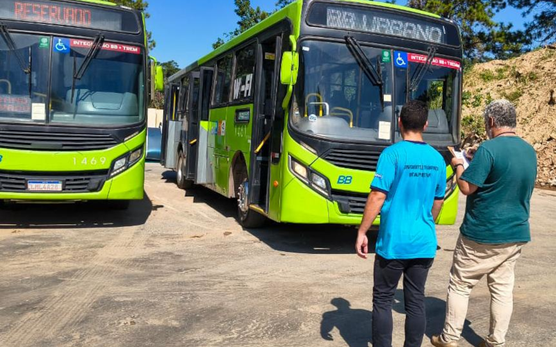 Regula Ita acompanha vistorias de ônibus da frota municipal